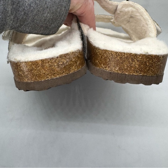 Madden Girl Brandorf Rhinestone Slip on Sandals Bling Faux Fur Lined Size 8.5 - Picture 8 of 10